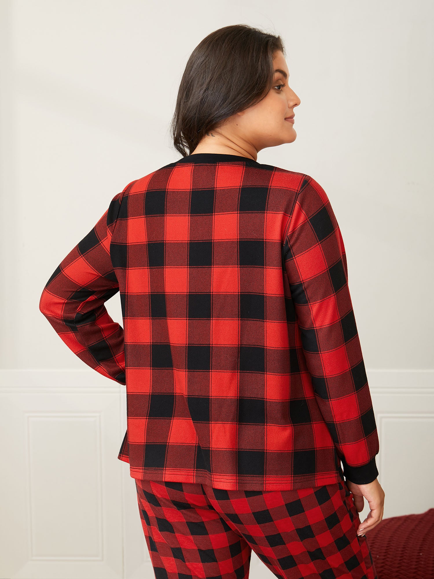 Checkered Contrast Collar Sleep Top - Image 2