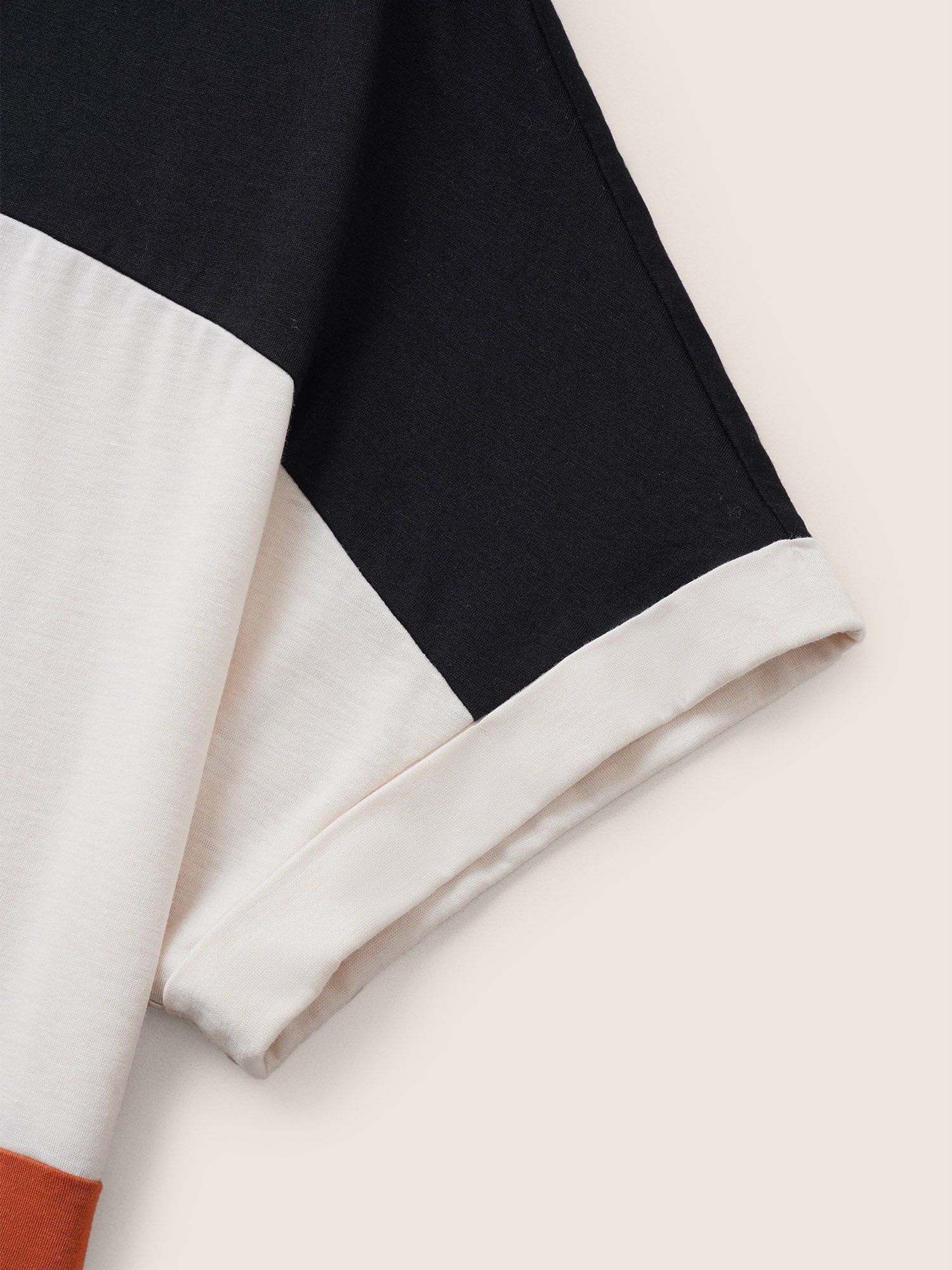 Colorblock Contrast Cuffed Sleeve T-shirt - Image 5
