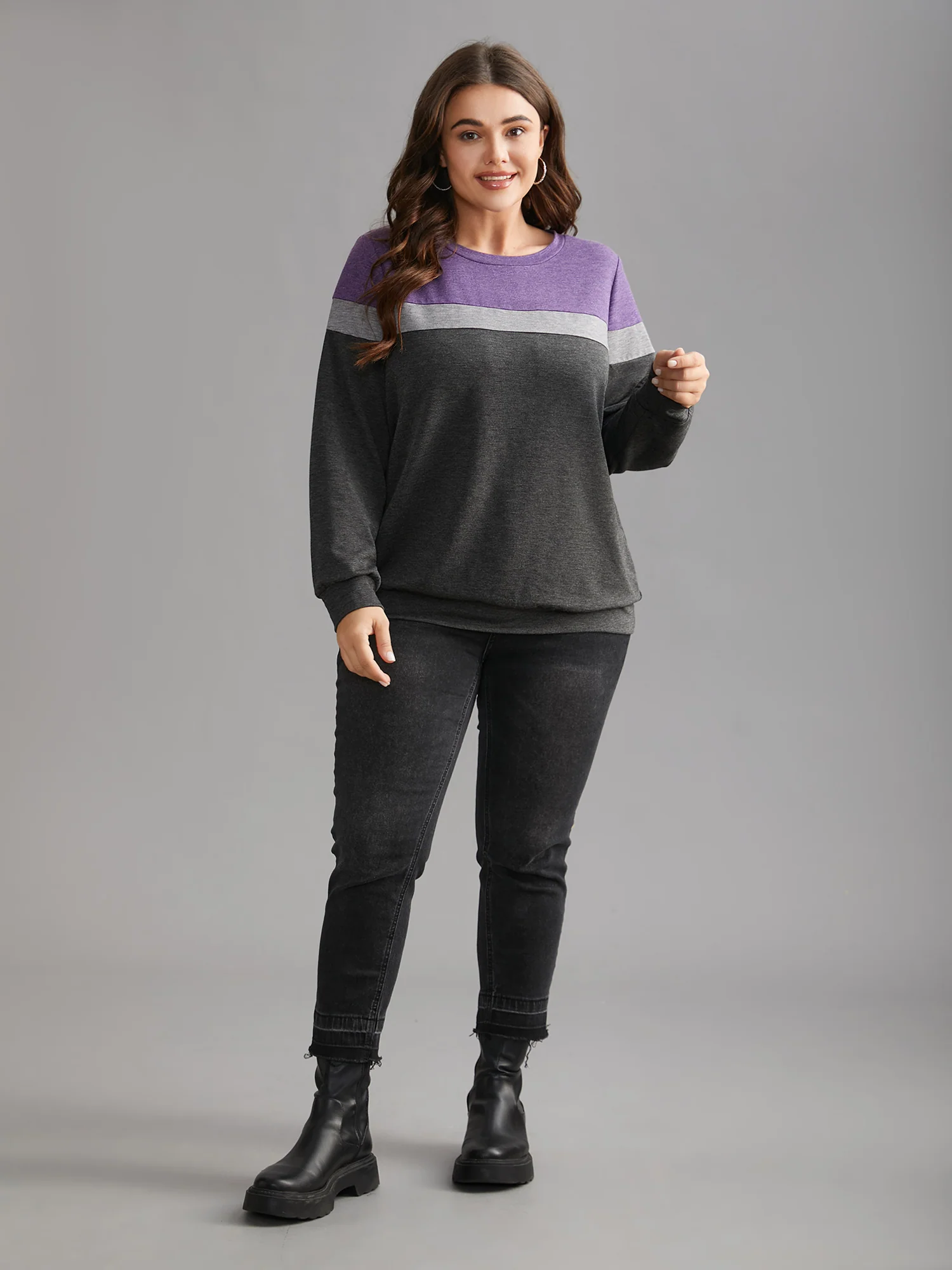 Colorblock Contrast Round Neck Sweatshirt - Image 4