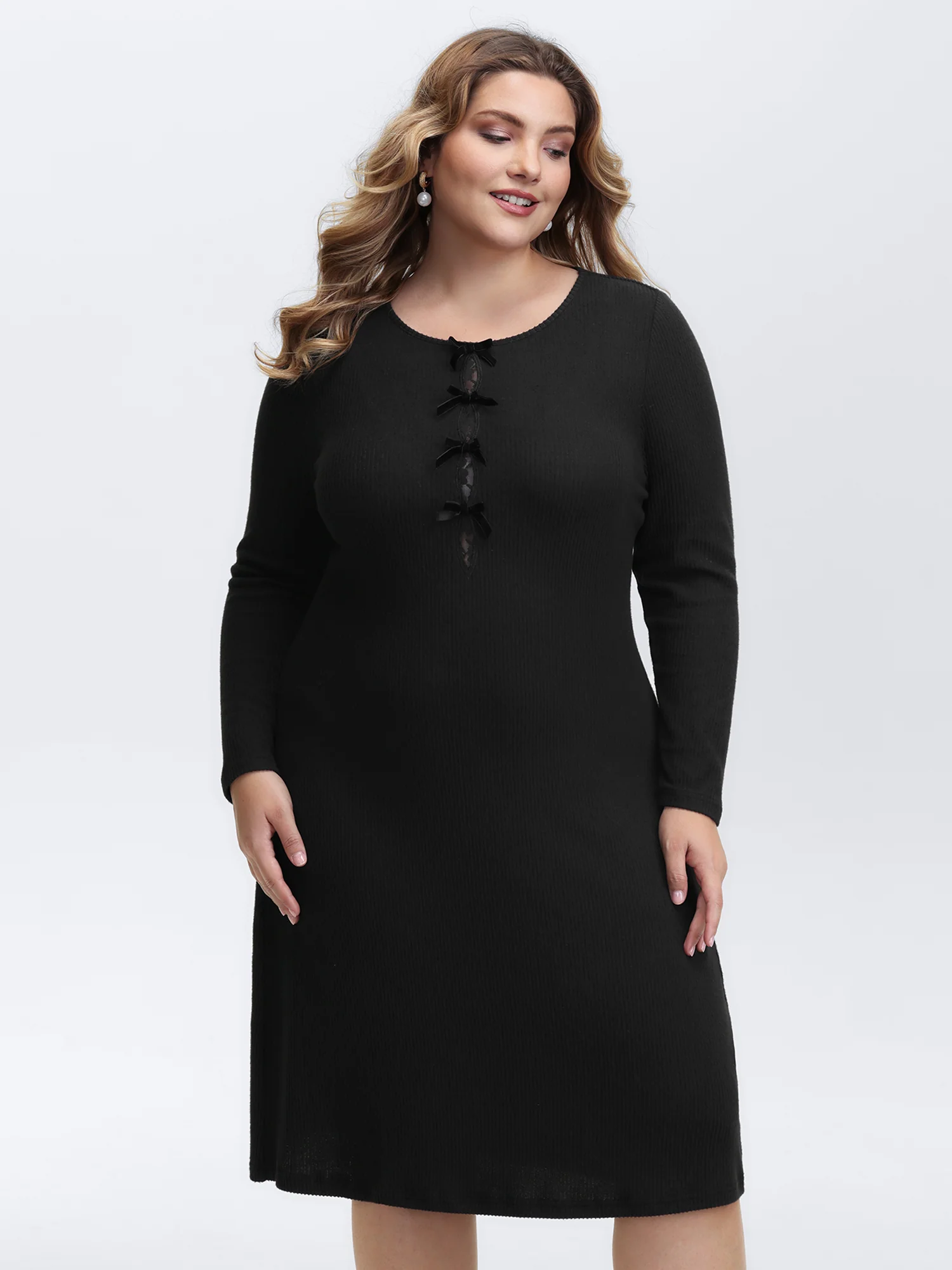 Cut-Out Bowknot Fitted Midi Dress