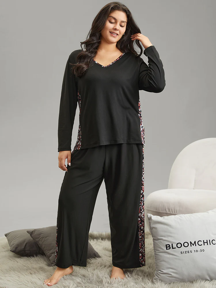 Ditsy Floral Patchwork V Neck Sleep Top - Image 3