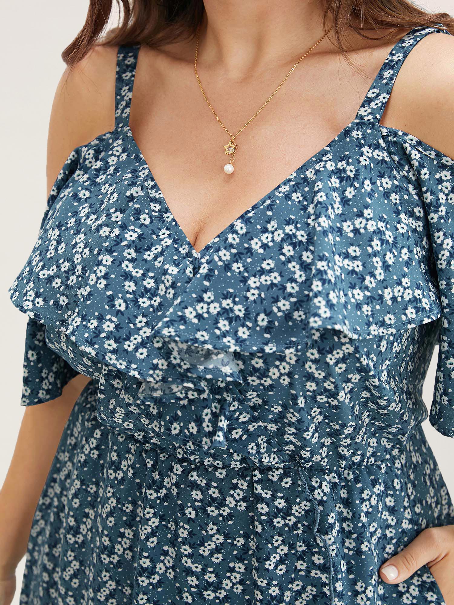 Ditsy Floral Pocket Wrap Cold Shoulder Ruffle Dress - Image 14