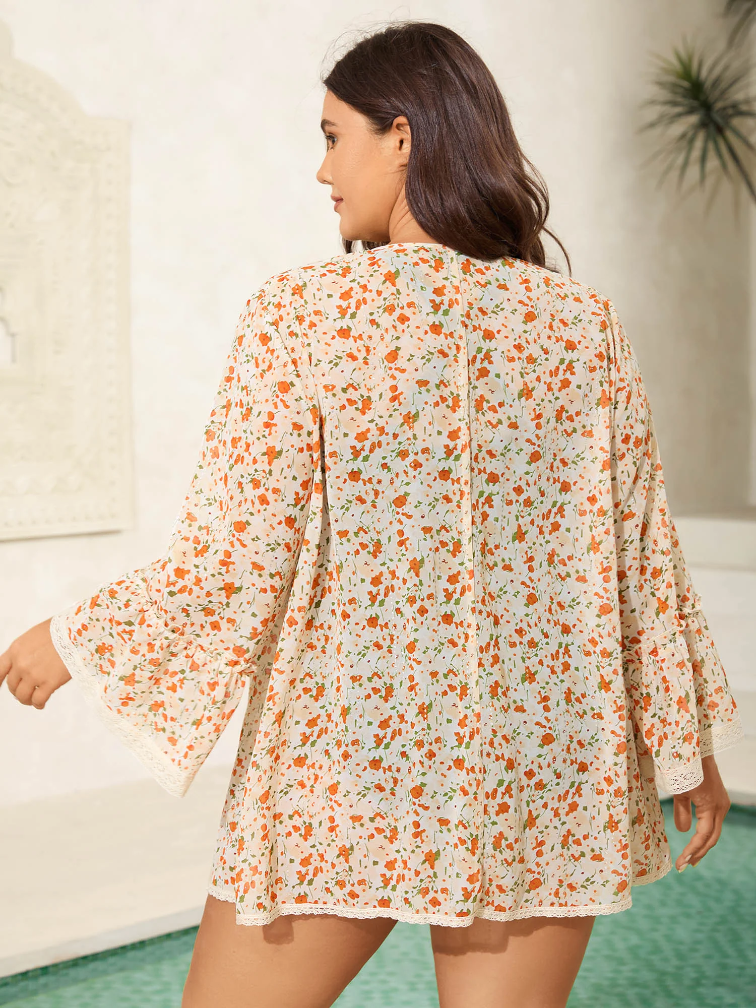 Fine Glitter Print Front-Tie Kimono - Image 4