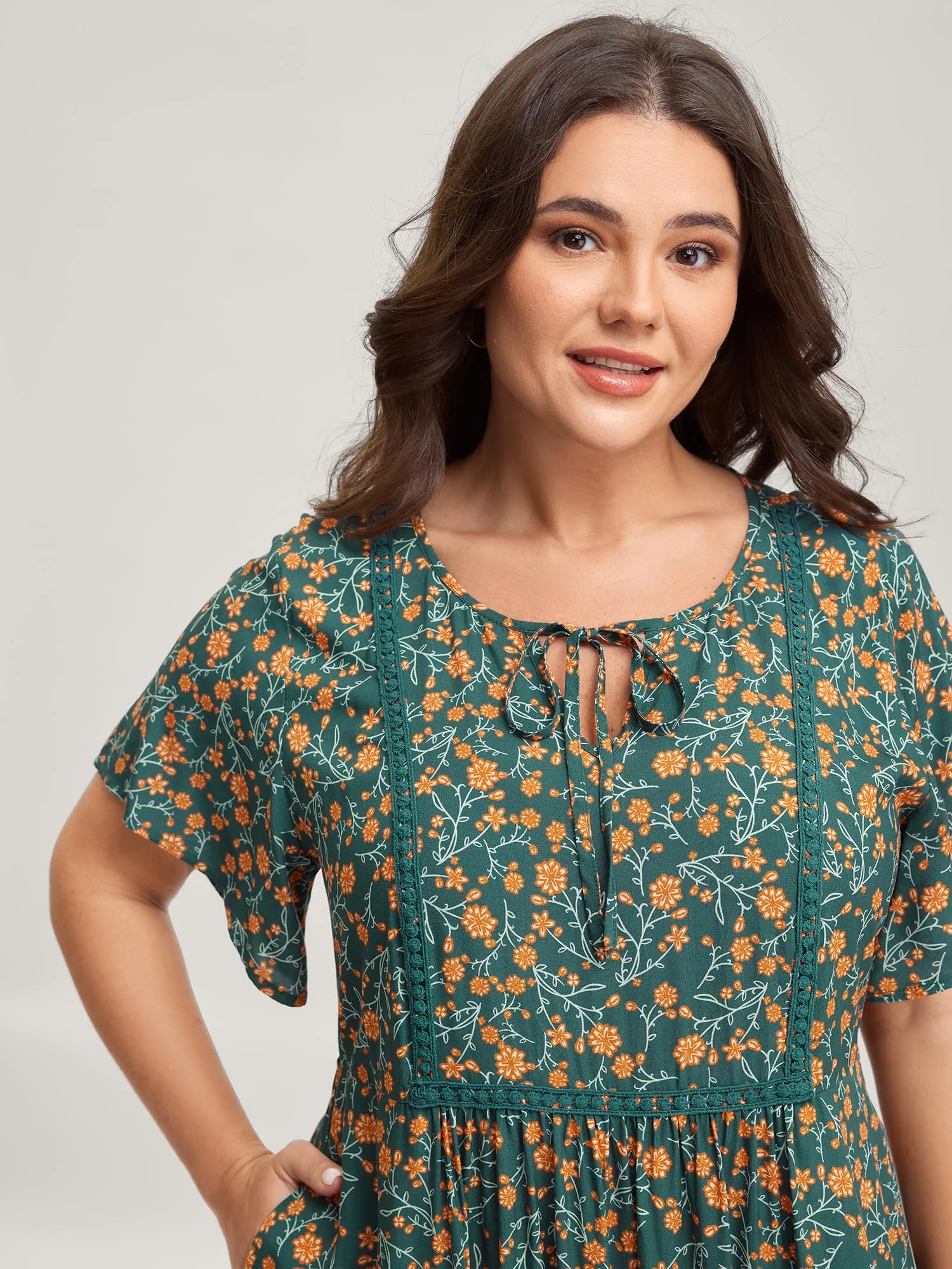 Rayon Floral Print Neck Tie Pockets Maxi Dress - Image 2