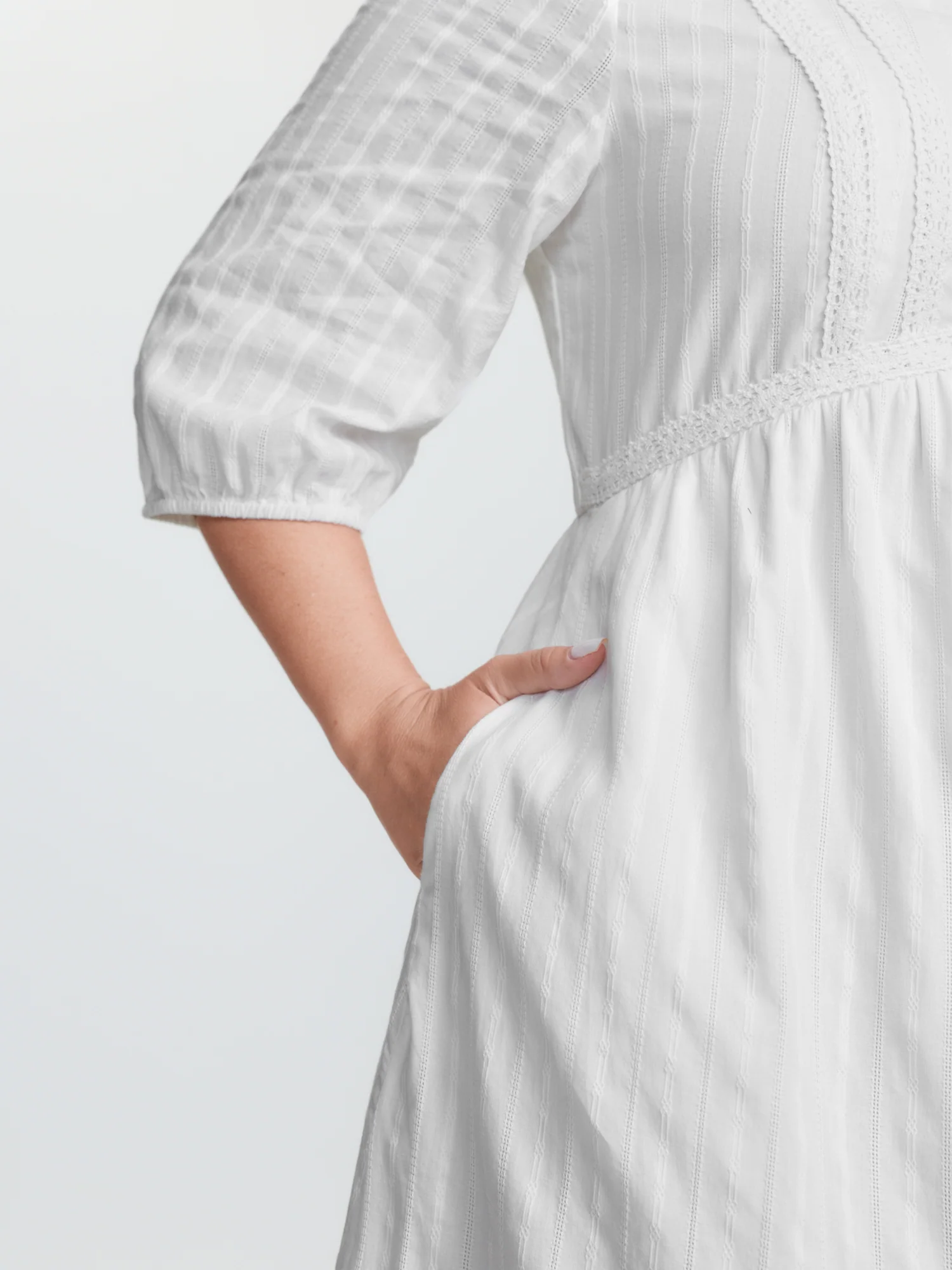 Cotton Lace Trim Tiered Textured Midi Dress - Image 4