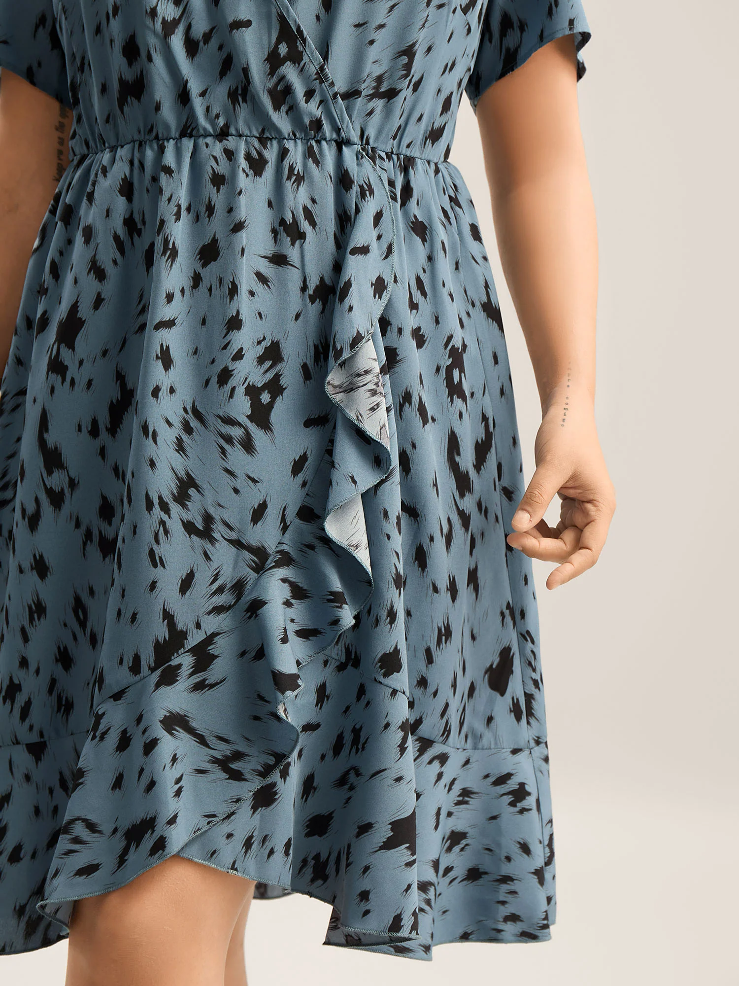 Leopard Print Faux Wrap Ruffled Midi Dress - Image 2