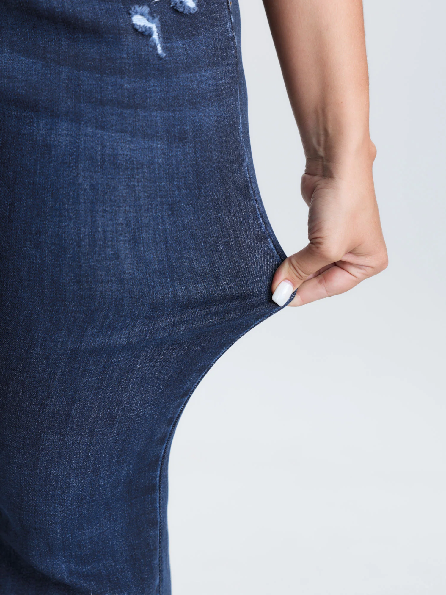Mid-Rise Stretchy Bootcut Jeans - Image 5
