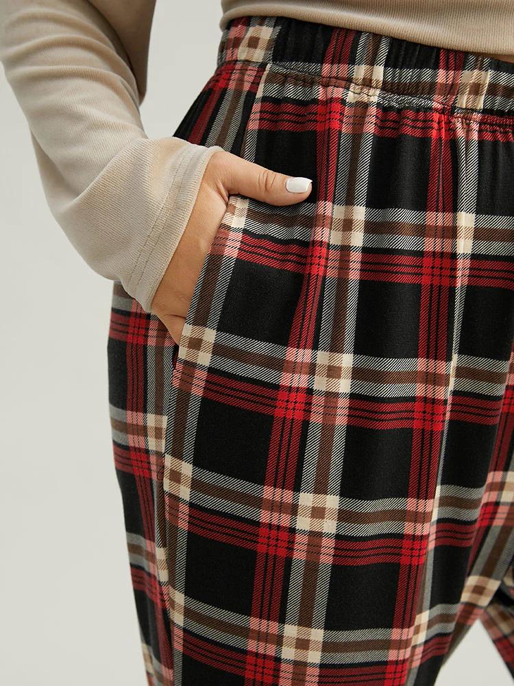 Plaid Elastic Waist Pocket Drawstring Sleep Bottoms - Image 4