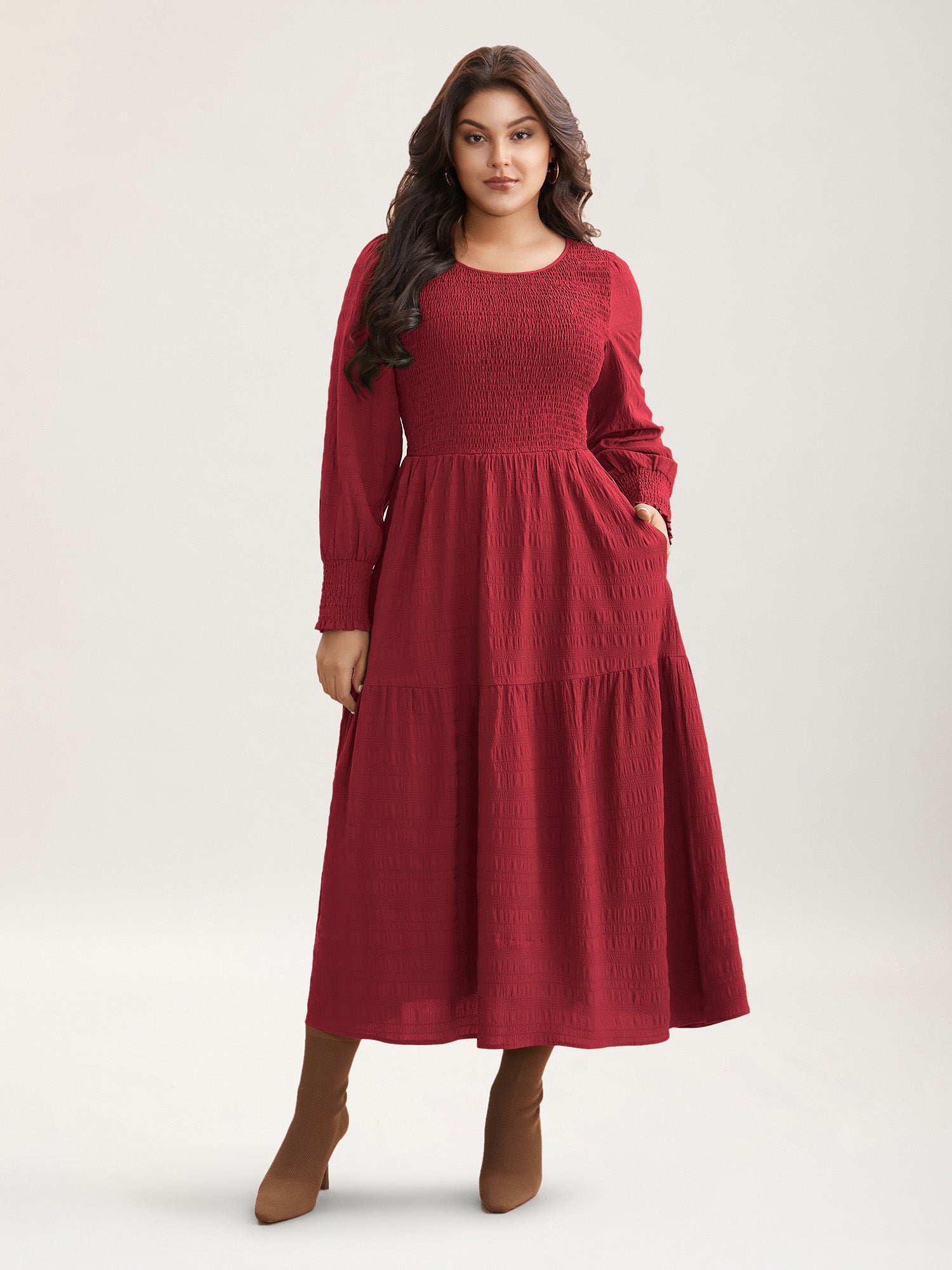 Plain Textured Shirred Midi Dress - Image 19