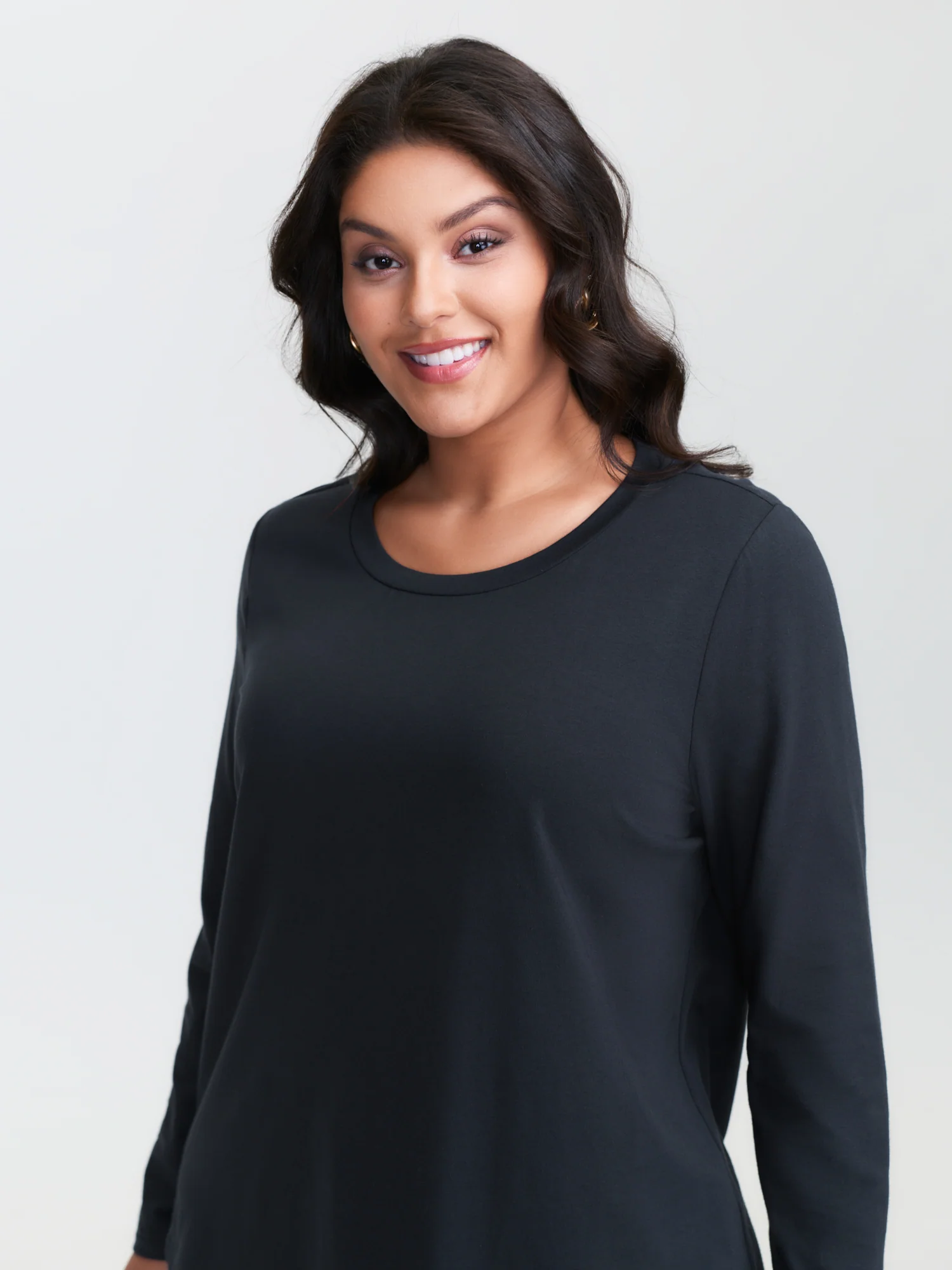Pure Cotton Curvy Hem Plain T-Shirt - Image 2