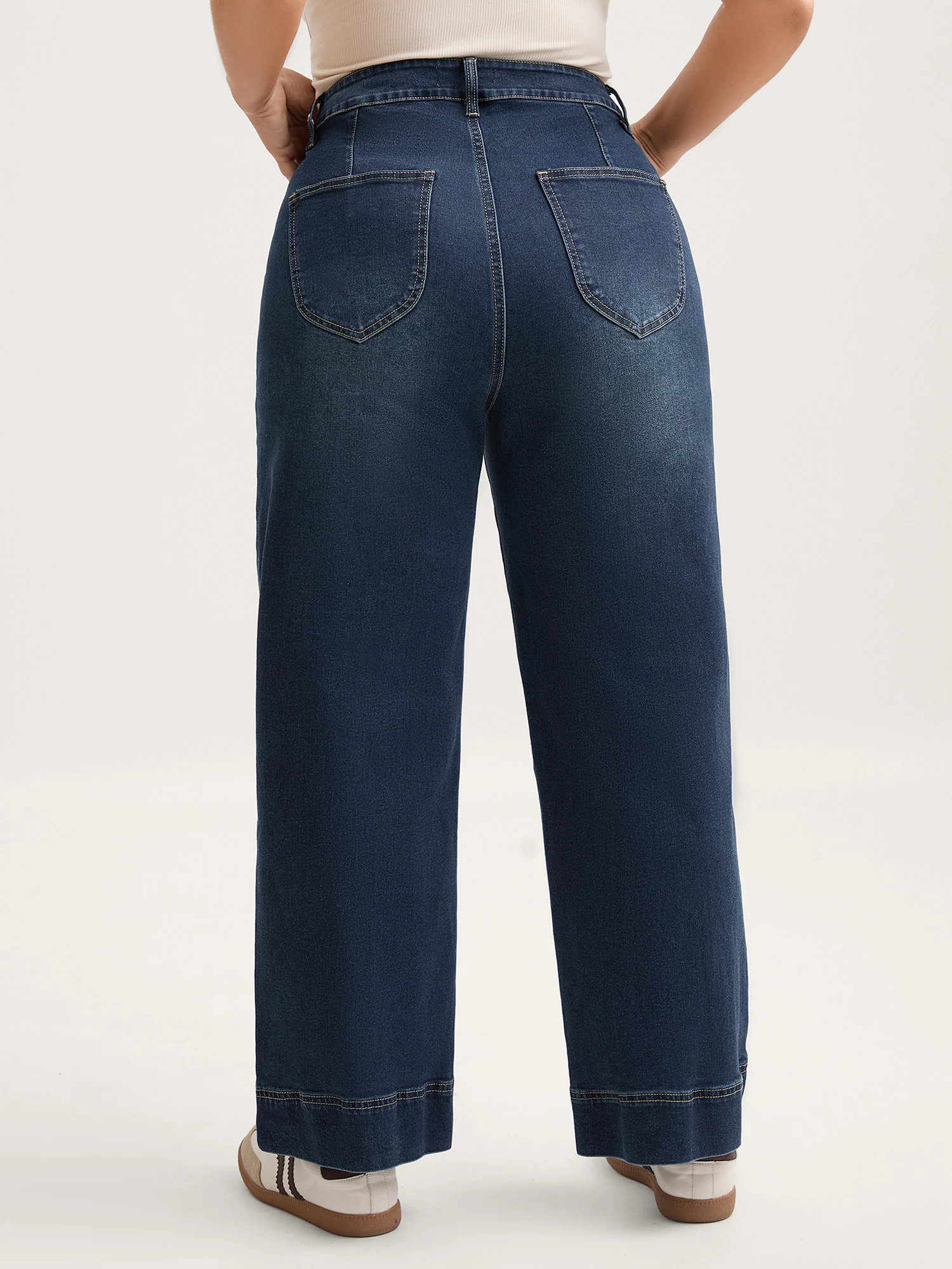 Retro Wash Straight-Leg Jeans - Image 5