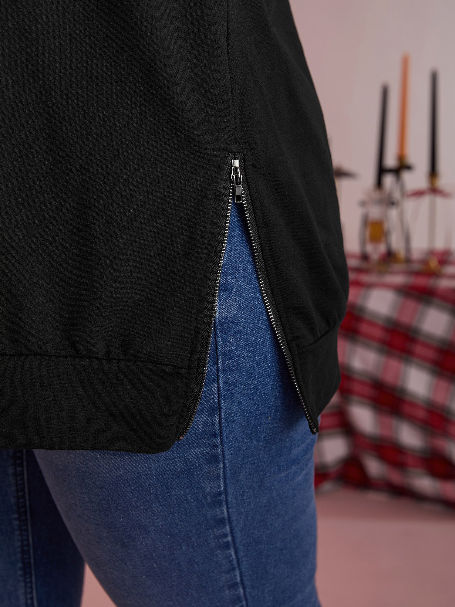 Romantic Skull Back Motif Hoodie - Image 3