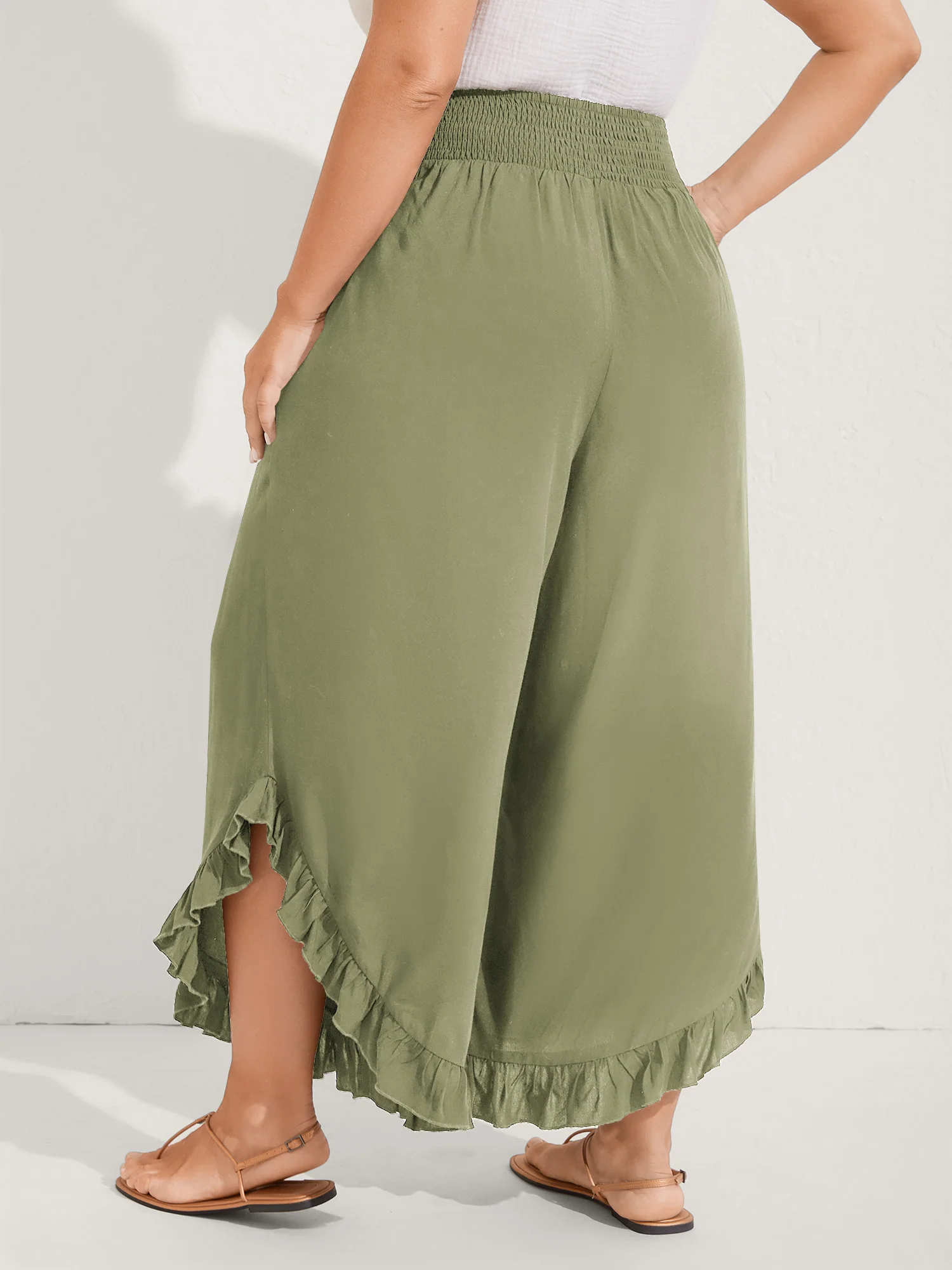 Ruffled Curvy Hem Wide-Leg Pants - Image 23