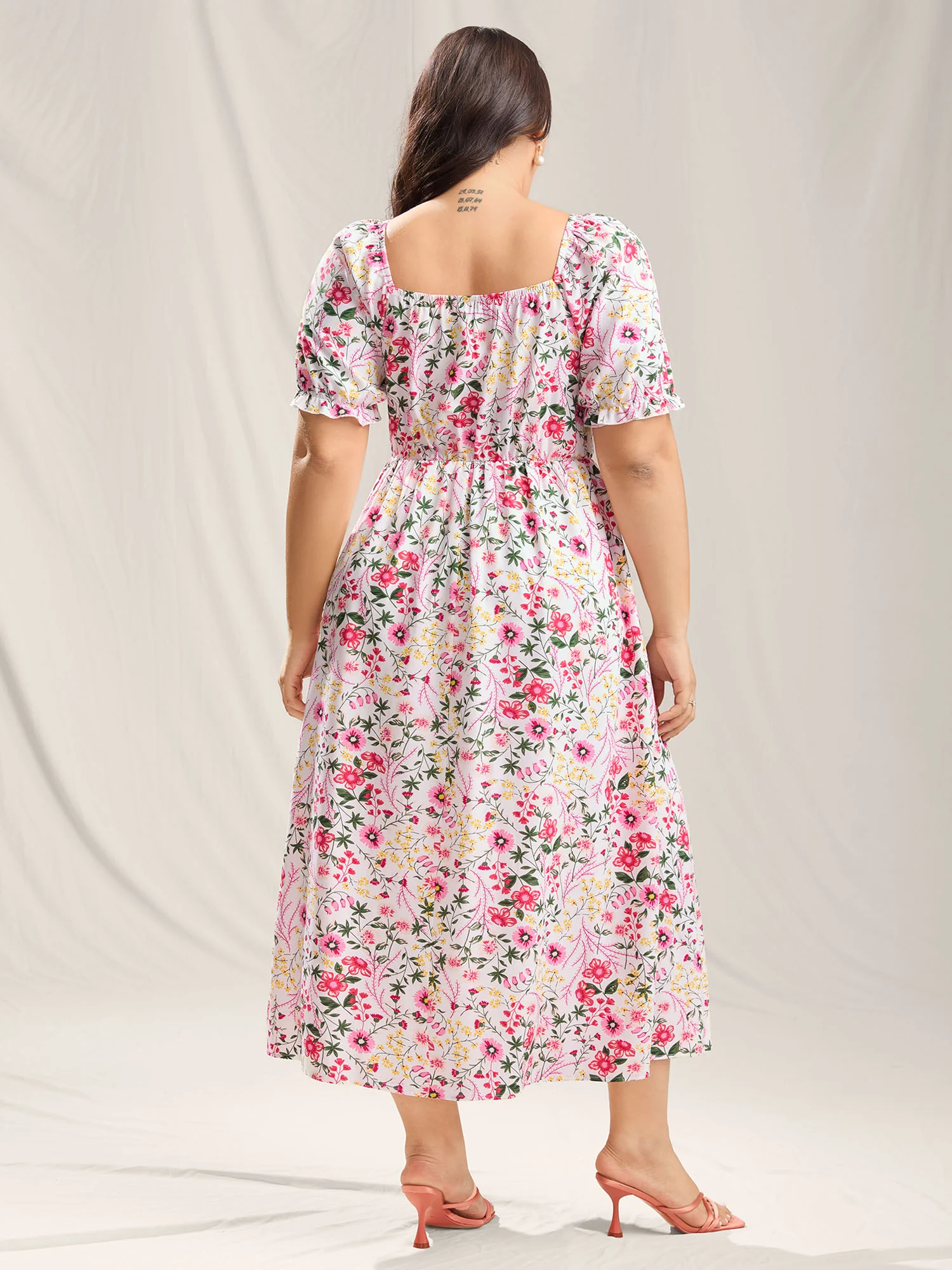Shirred Floral Print Pockets Maxi Dress - Image 12