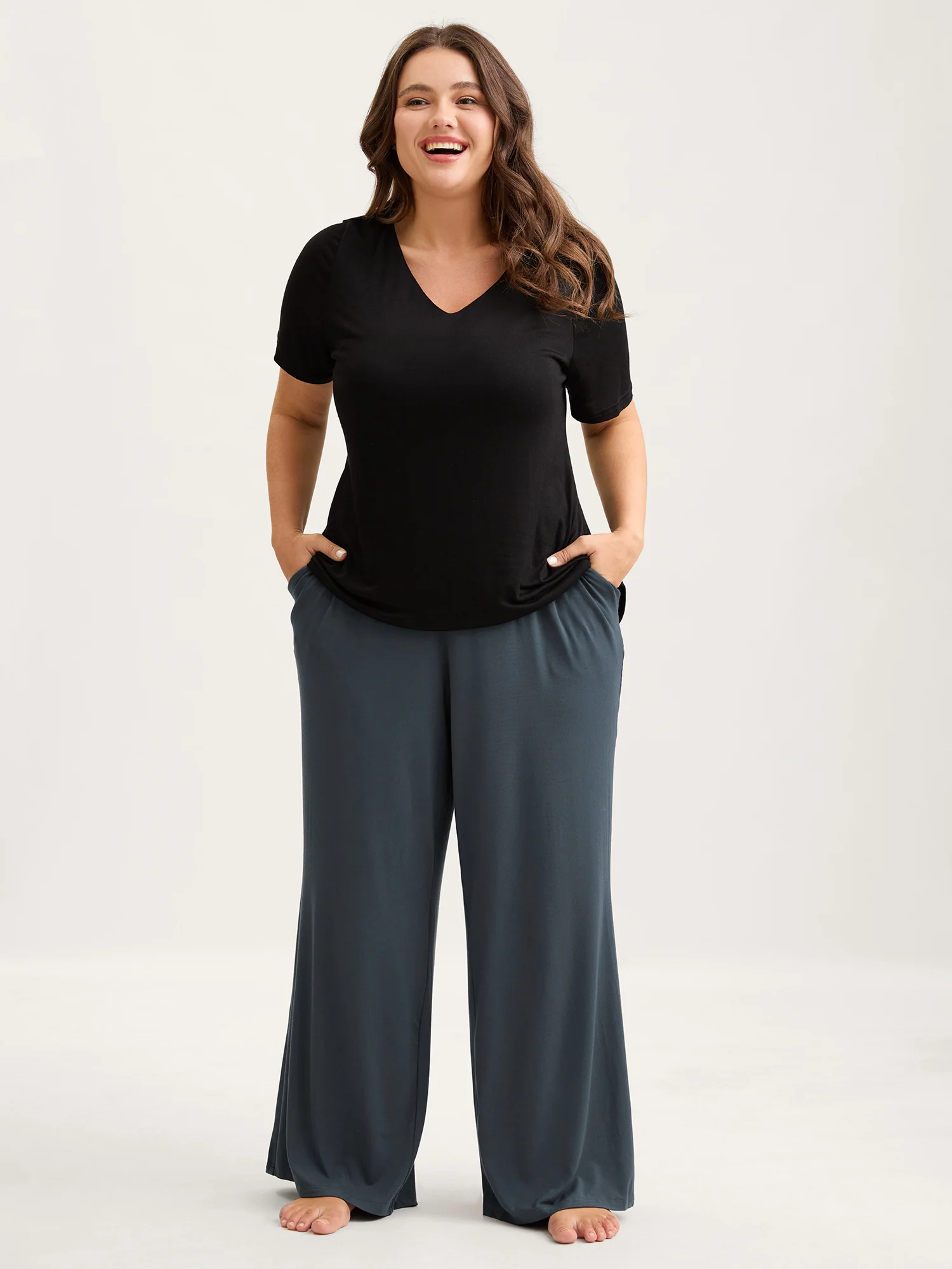 Solid Elastic Waist Wide Leg Lounge Bottoms - Image 8