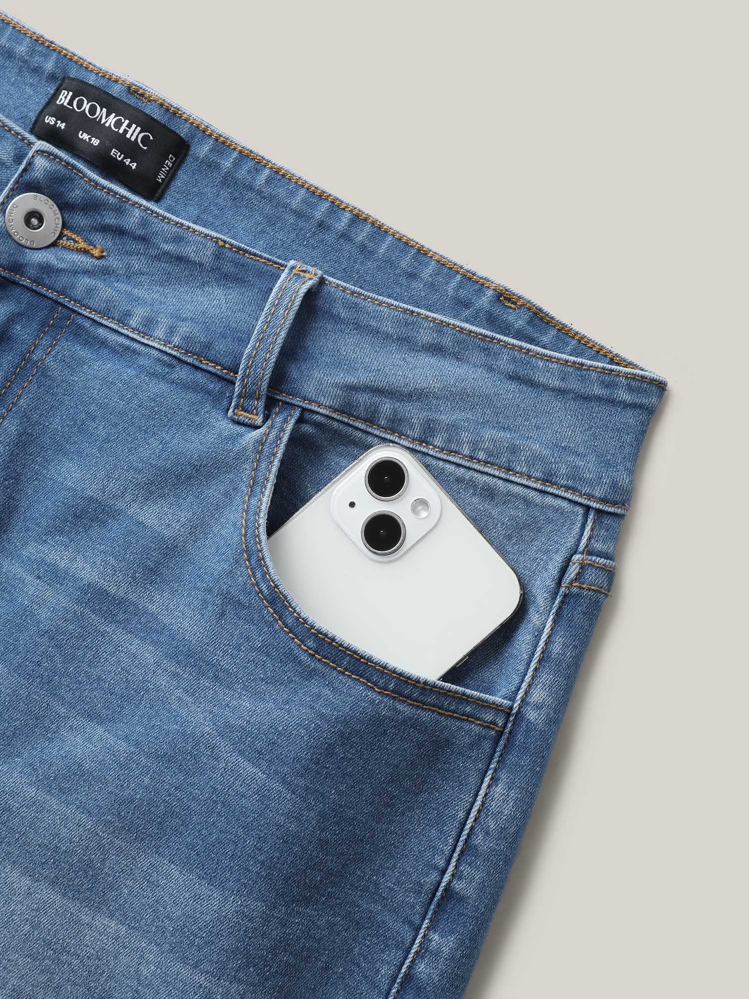 Stretchy Roll Hem Denim Shorts - Image 6