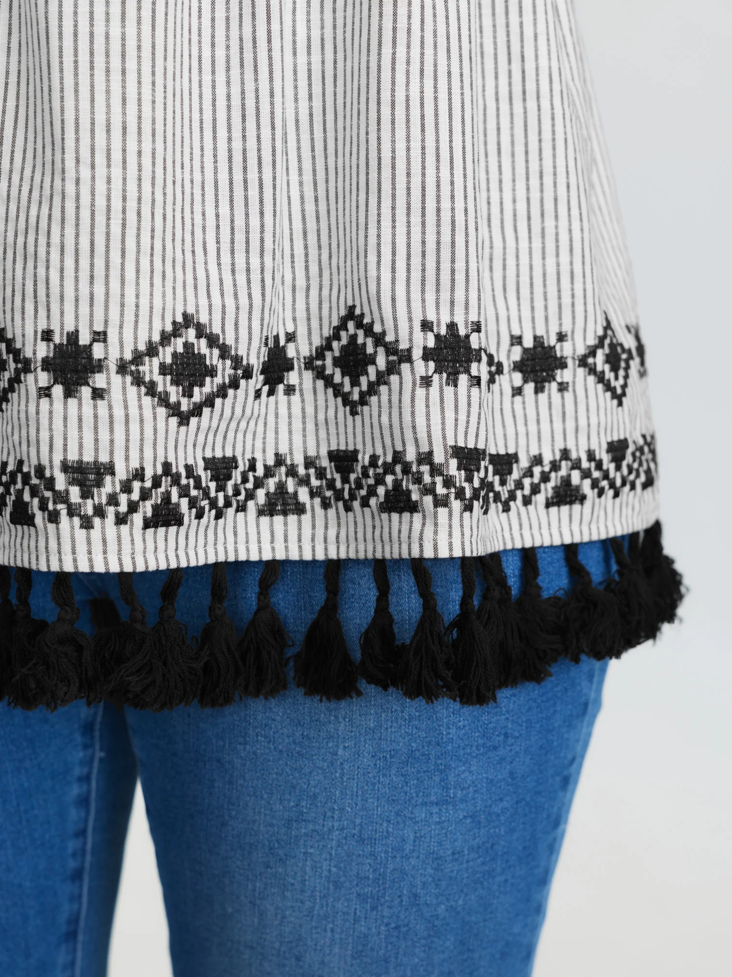 Cotton Linen Striped Embroidered Fringe Hem Tank Top - Image 4