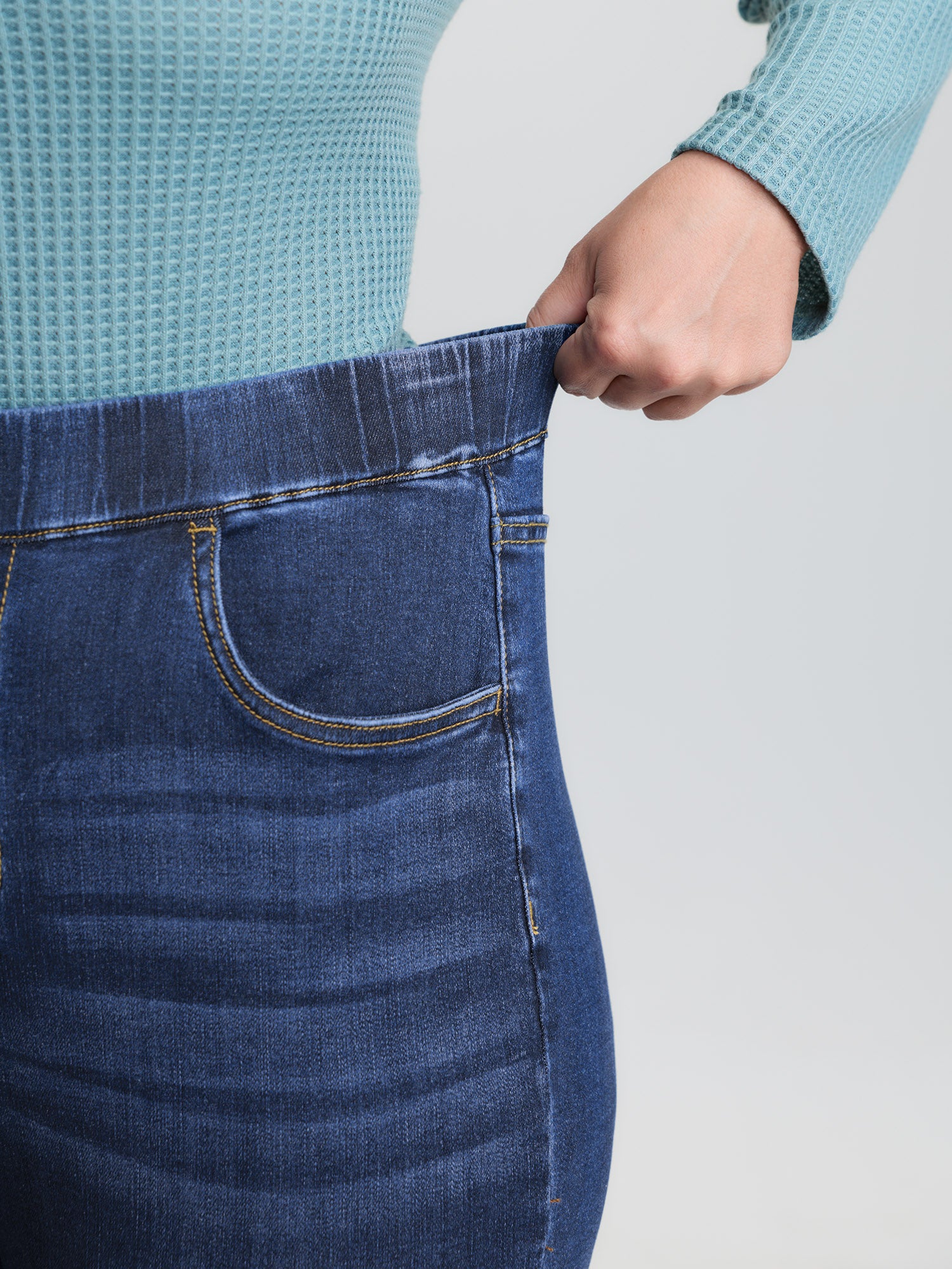 Supersoft Pull-On Skinny-Fit Jeans - Image 4