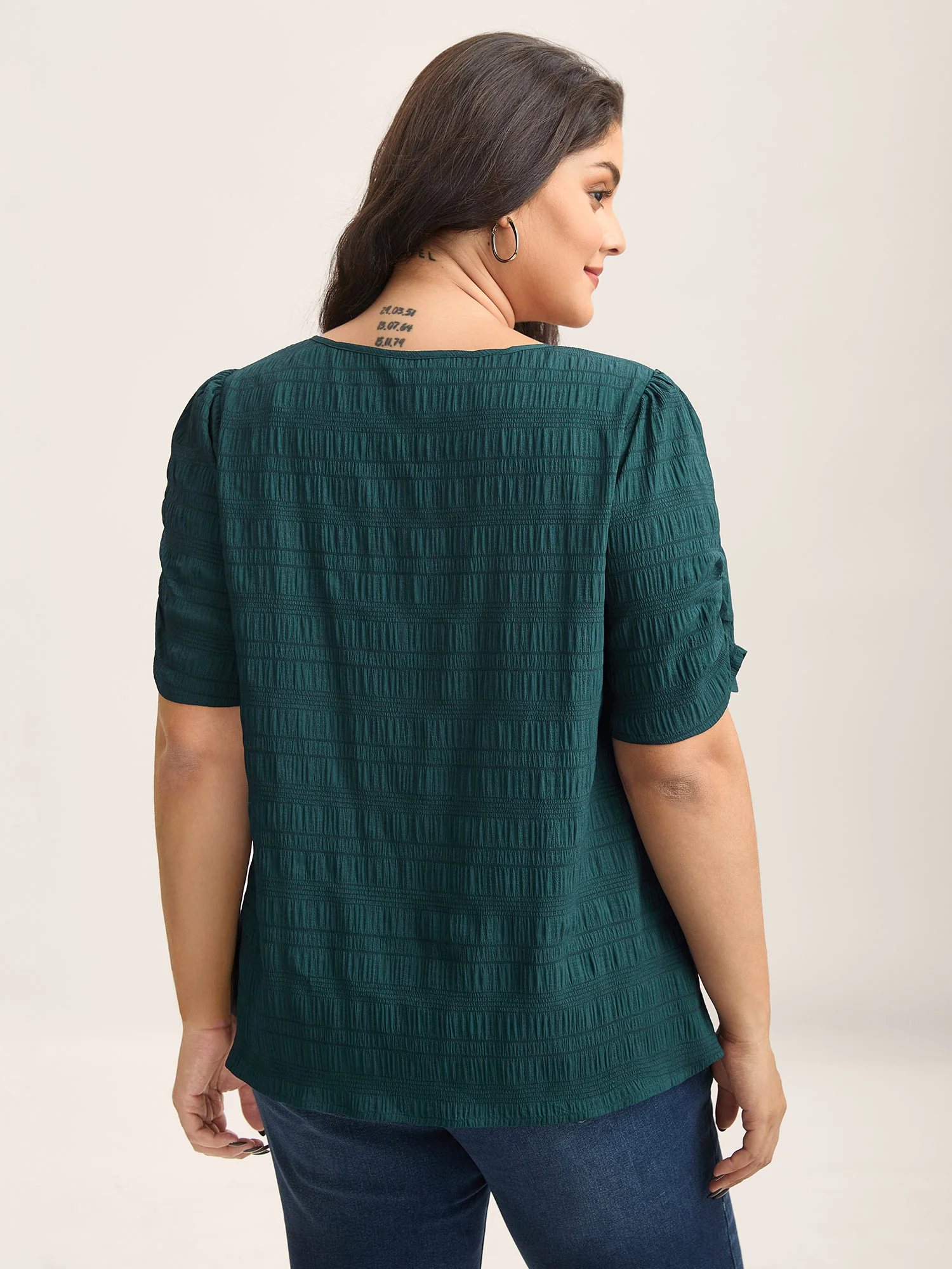 Textured Gathered Sleeve Split Neck Blouse - Image 15