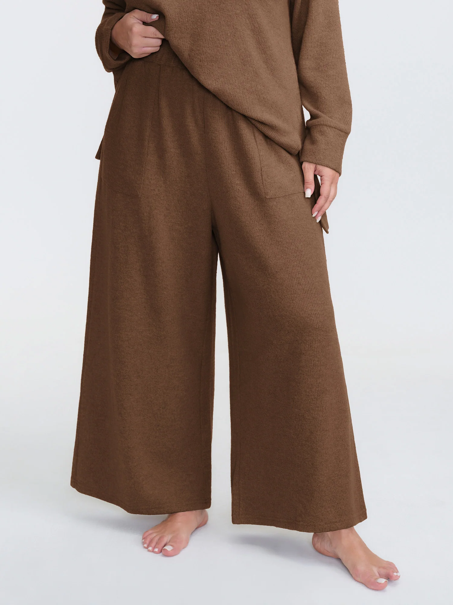 Turtleneck Snuggle-Worthy Loungewear Set - Image 25